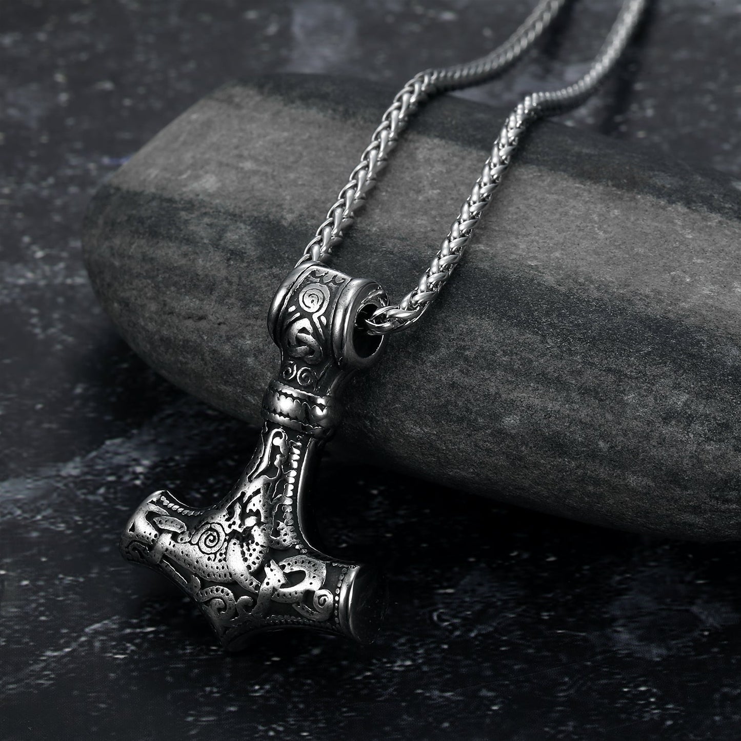 Handcrafted Stainless Steel 'Knotwork' Mjolnir on Handcrafted Stainless Steel Link Chain