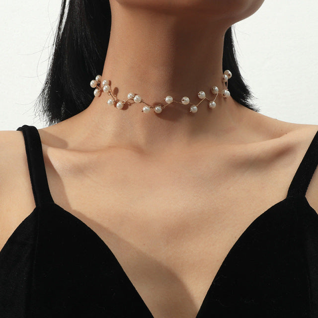 Wave Pearl Necklace