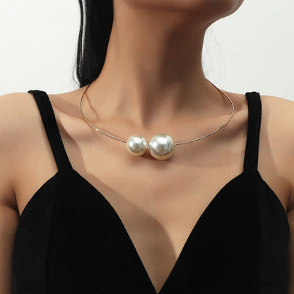 Wave Pearl Necklace