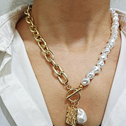 Chain and Pearls Necklace